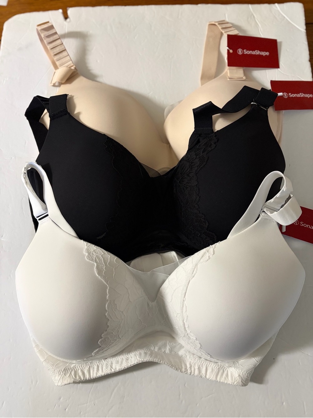 SonaShape Daily Comfort Everyday Bra Set - Black, White, Nude size 34DDD
